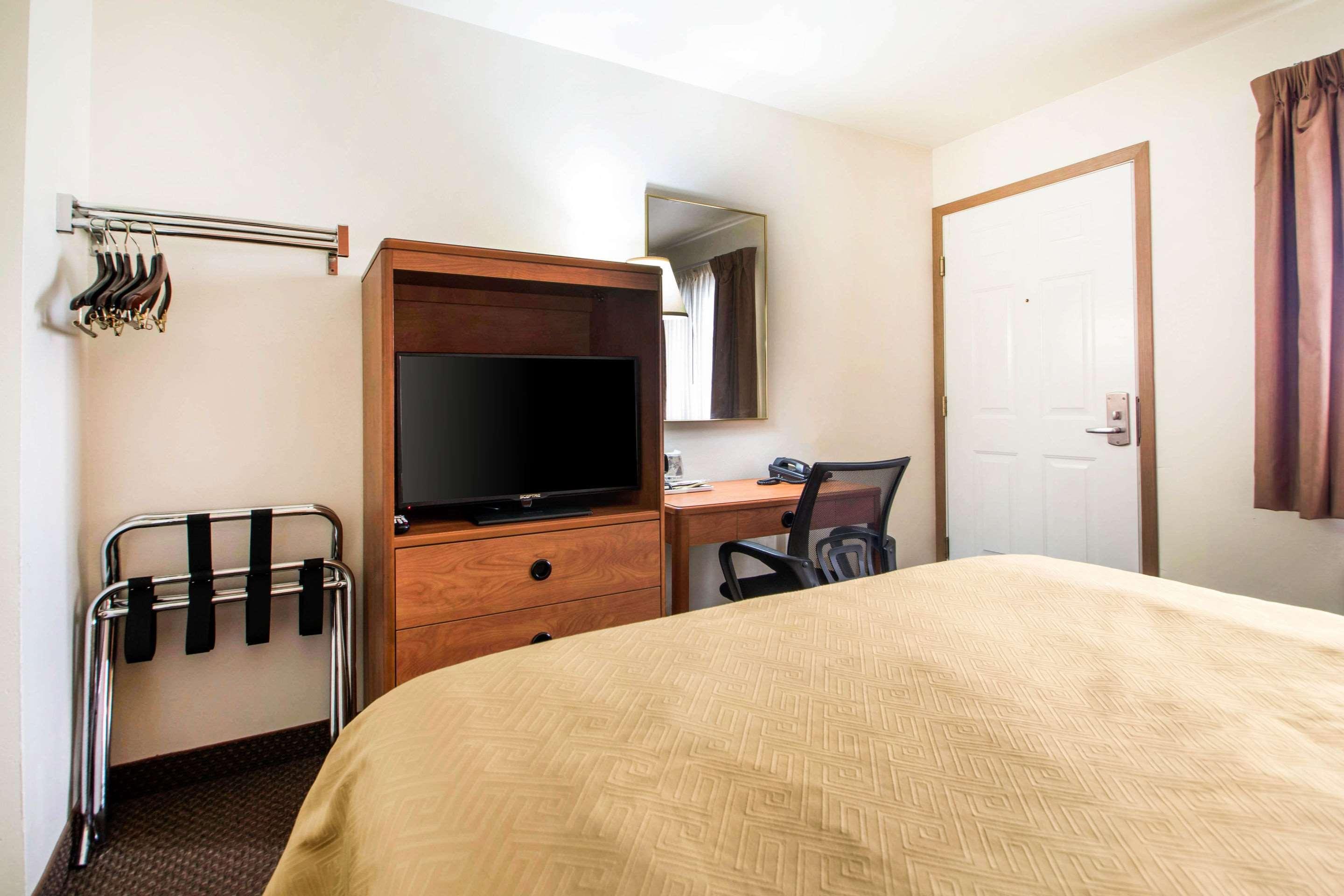 Hotel Clarion Pointe Tomah Esterno foto