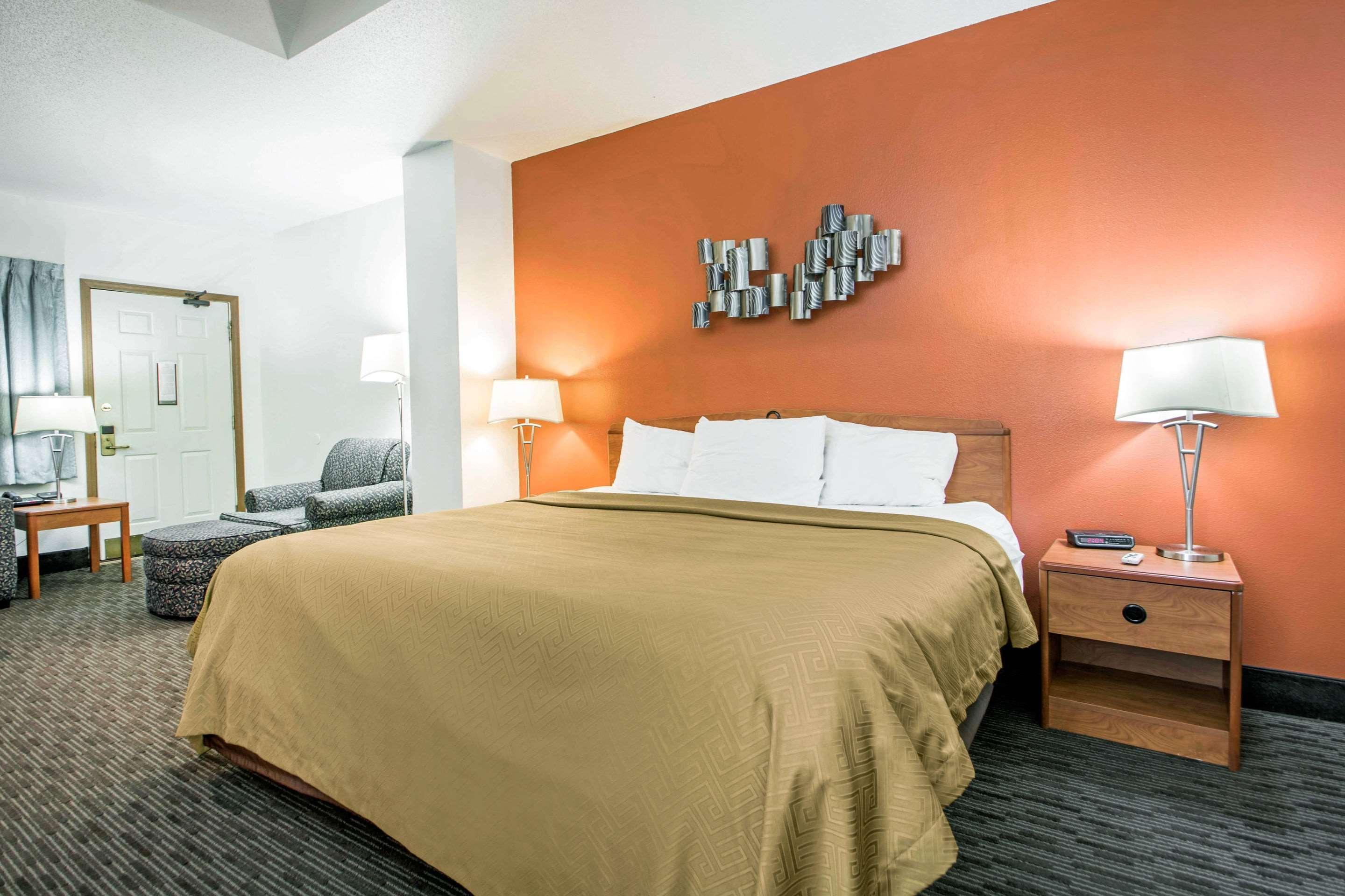 Hotel Clarion Pointe Tomah Esterno foto