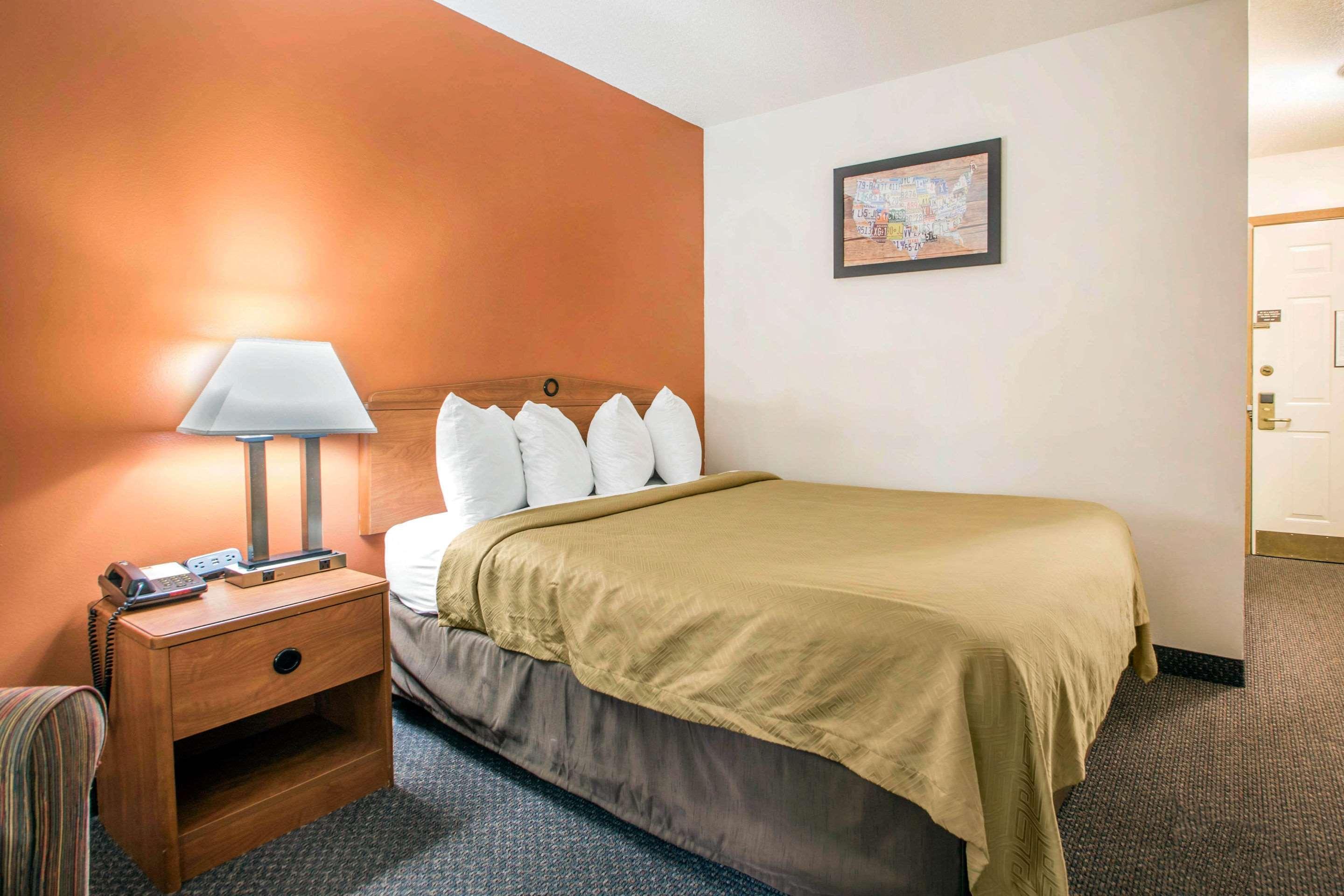 Hotel Clarion Pointe Tomah Esterno foto