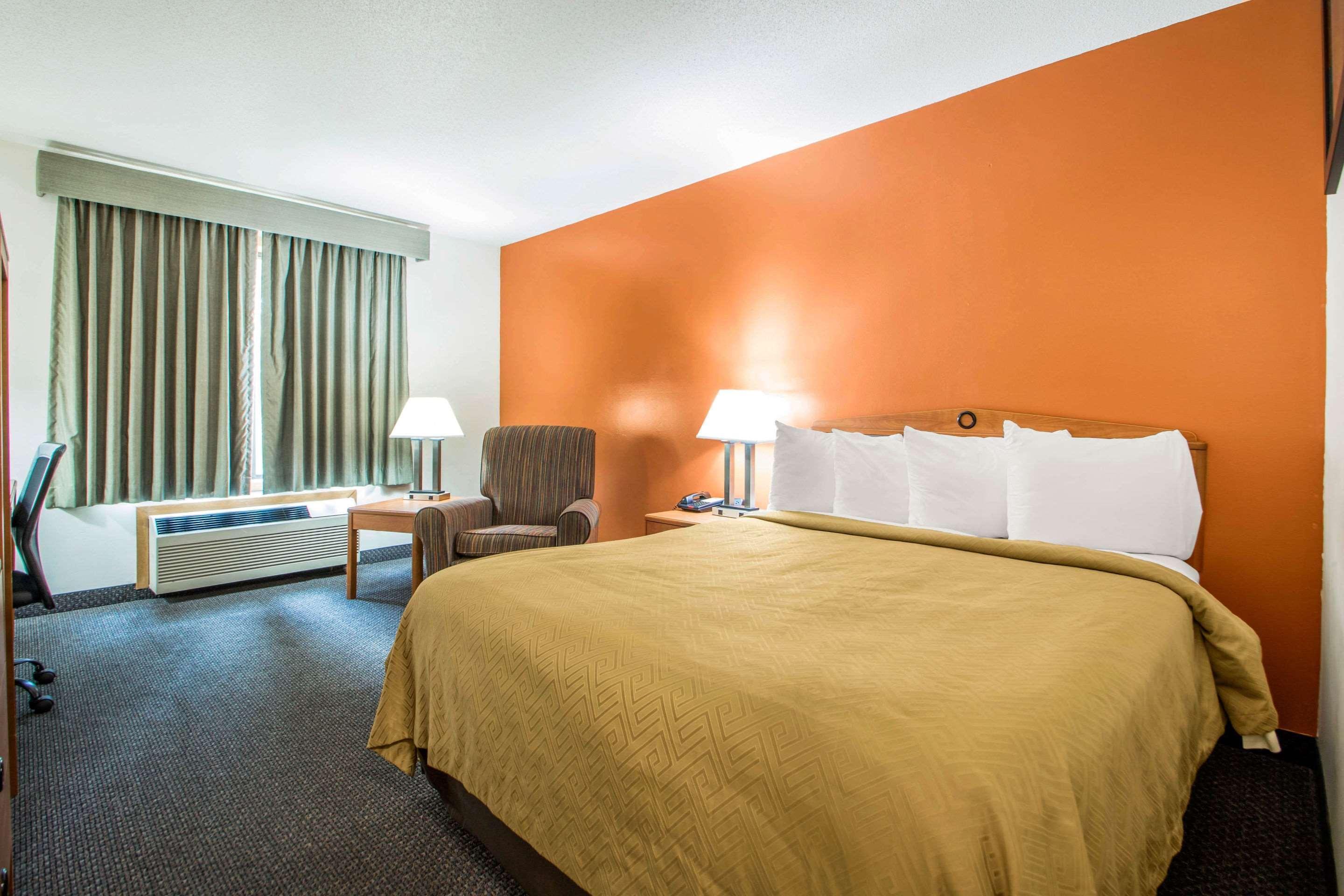 Hotel Clarion Pointe Tomah Esterno foto